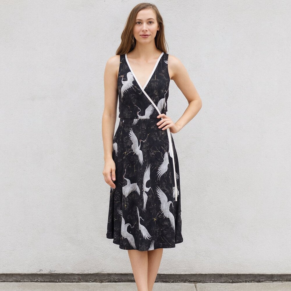 Unique Vintage Crane Print Sleeveless Wrap Dress Sz. L